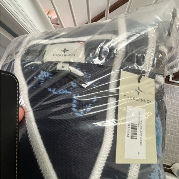 NWT Tuckernuck Navy Crab Cotton Lauren Cardigan - Picture 2 of 4